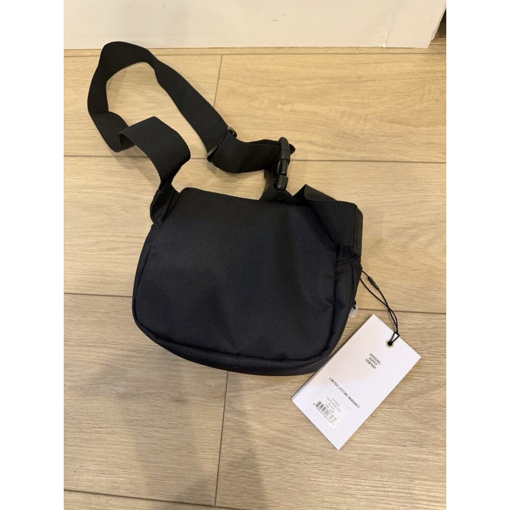 Herschel Fifteen Hip Pack / Bum Bag - Black - Picture 3 of 3